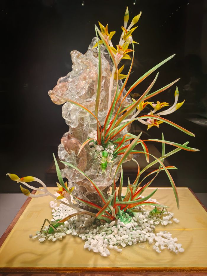 �ഺѰ������ ���ĵ�������