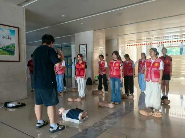 医心汇聚，守护基层健康之光